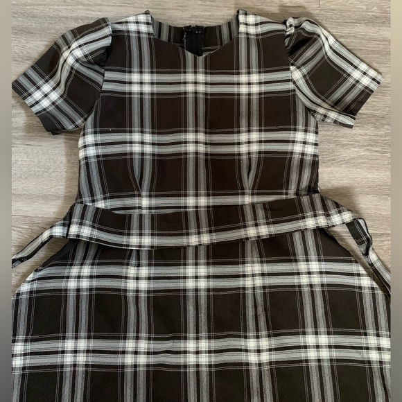 Black and white plaid dress handmade - Picture 3 of 10